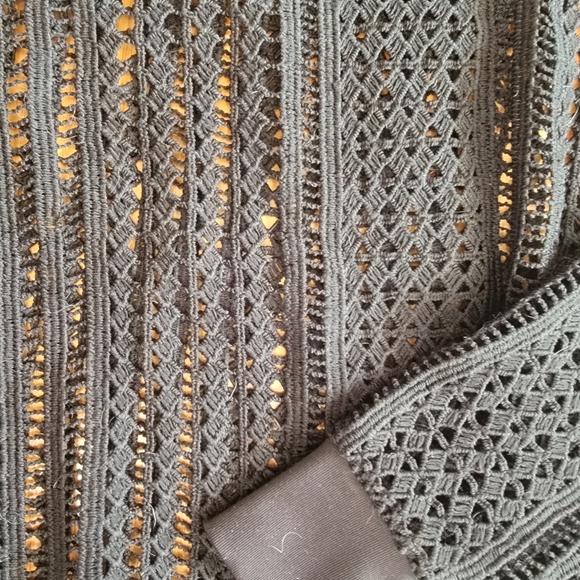 Fabletics top. - Picture 3 of 4